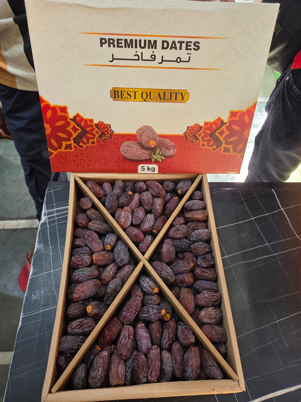5kg Partitioned Royal Dates Gift Box